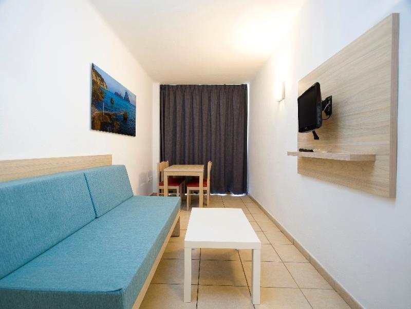 Apartamentos Tramuntana Sant Antoni de Portmany Zimmer foto