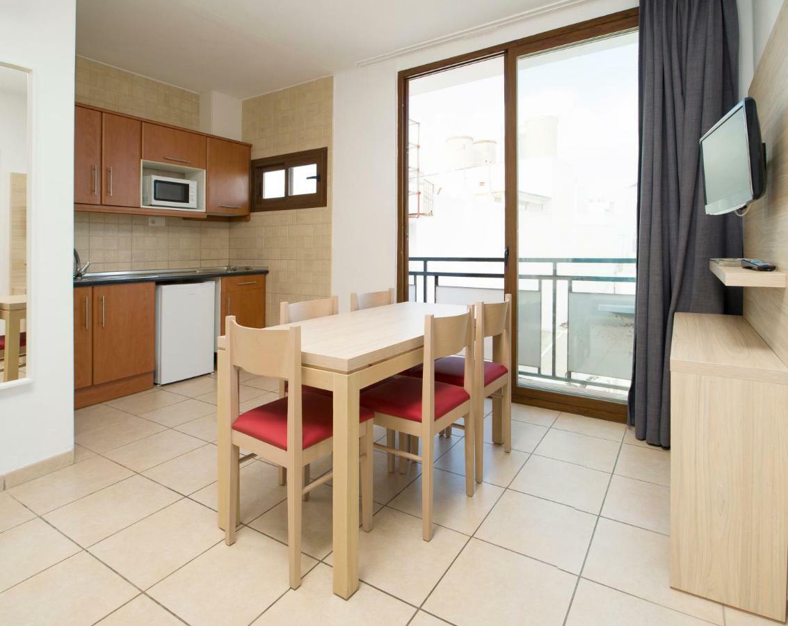 Apartamentos Tramuntana Sant Antoni de Portmany Exterior foto