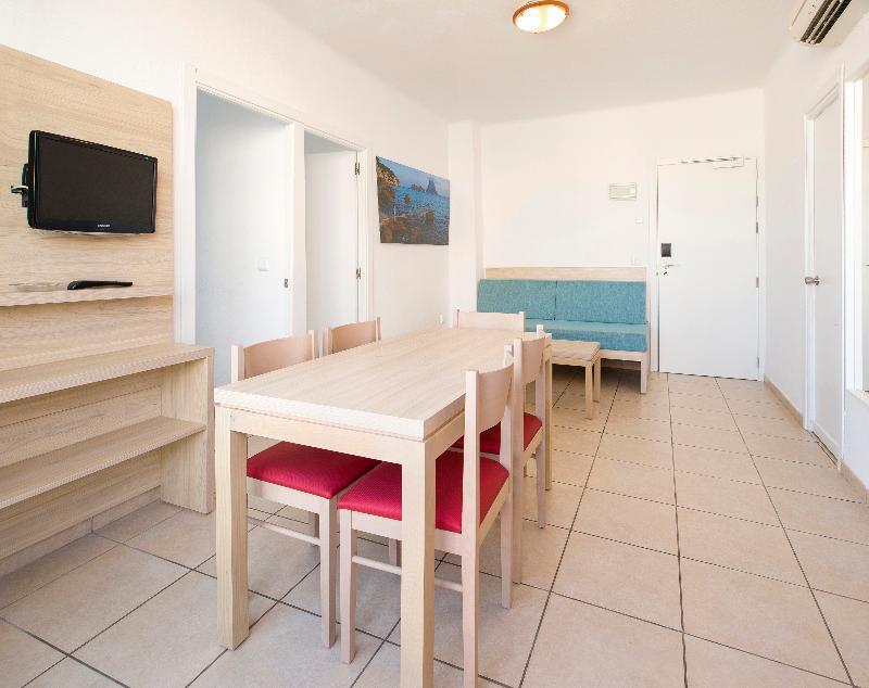 Apartamentos Tramuntana Sant Antoni de Portmany Exterior foto